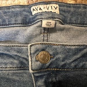 Ava & Viv Mom Jeans